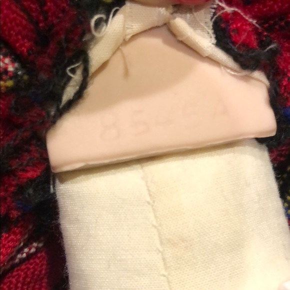 Beautiful vintage doll Christmas outfit porcelain - Picture 8 of 8